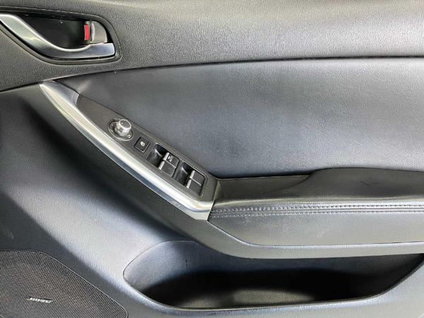 2016-Mazda-CX-5-25-Individual-Auto image:12