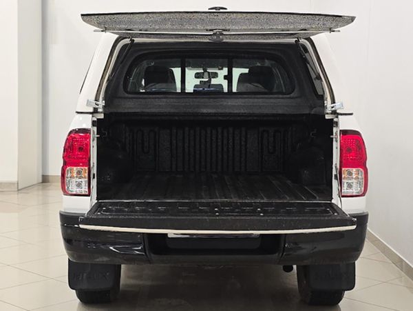 2025-Toyota-Hilux-24-GD-6-Raider-4x4-Auto-Double-Cab image:19