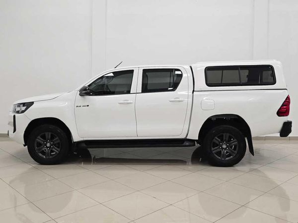 2025-Toyota-Hilux-24-GD-6-Raider-4x4-Auto-Double-Cab image:3