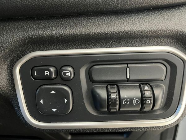 2022-GWM-P-Series-PV-20-TD-LT-Auto-Double-Cab image:28