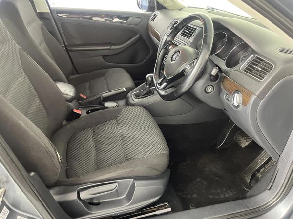2017-Volkswagen-Jetta-GP-16-TDI-Comfortline-Auto image:9