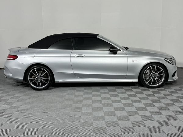 2017-Mercedes-AMG-C-Class-C43-AMG-Cabriolet image:15