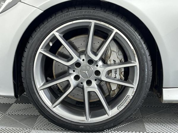 2017-Mercedes-AMG-C-Class-C43-AMG-Cabriolet image:3