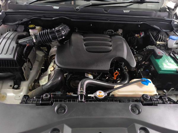 2022-GWM-P-Series-PV-20-TD-LT-4x4-Auto-Double-Cab image:19
