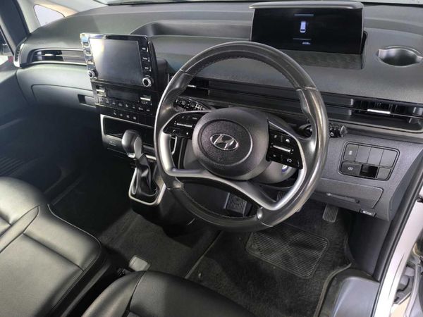 2023-Hyundai-Staria-22d-Executive-Auto-11-Seat image:12