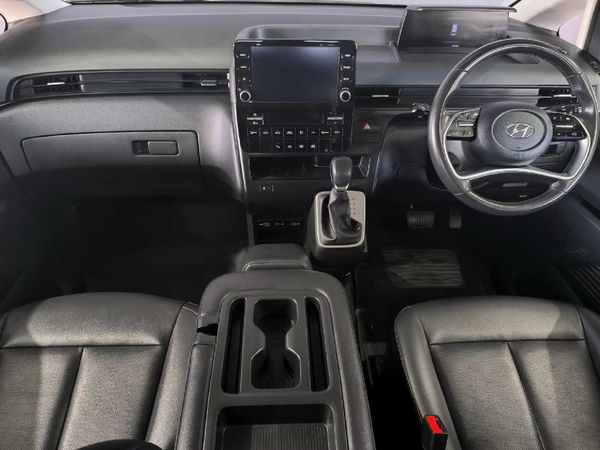 2023-Hyundai-Staria-22d-Executive-Auto-11-Seat image:14