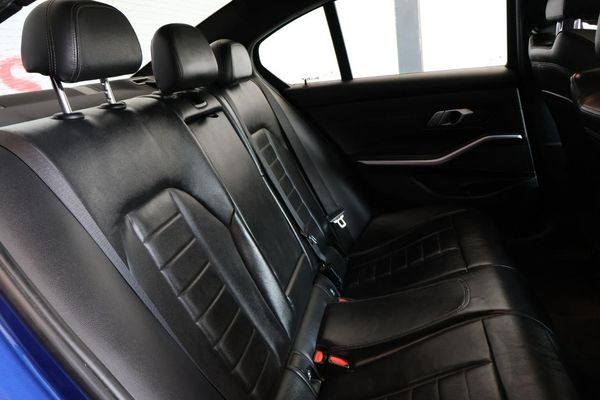2021-BMW-3-Series-320i-M-Sport image:9