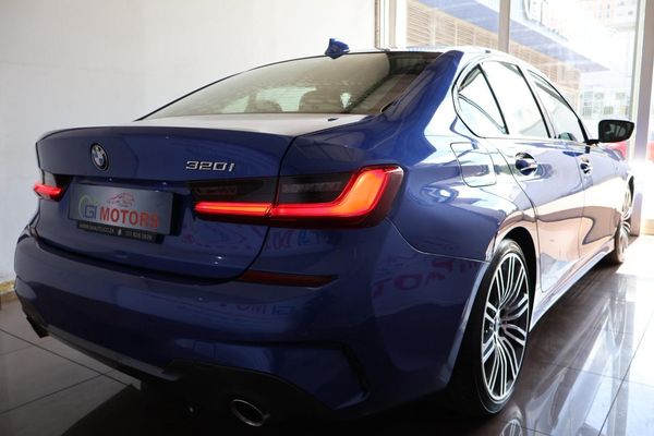 2021-BMW-3-Series-320i-M-Sport image:3