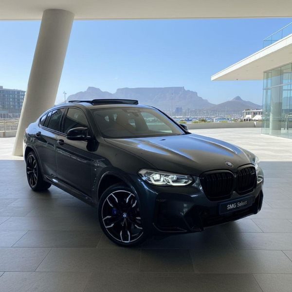 2023-BMW-X4-M40i image:9