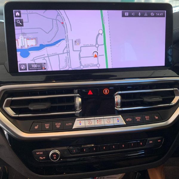 2023-BMW-X4-M40i image:15