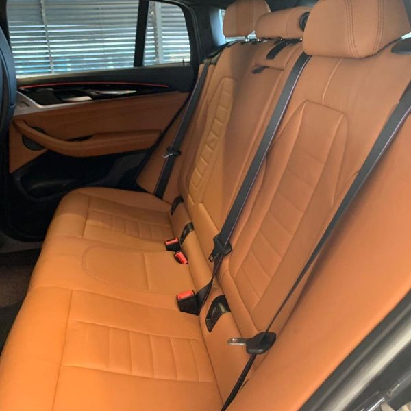 2023-BMW-X4-M40i image:16