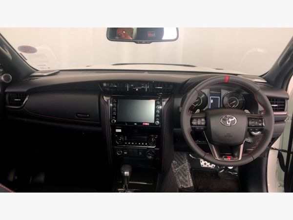2026-Toyota-Fortuner-28GD-6-4x4-GR-S-Auto image:5