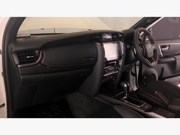 2026-Toyota-Fortuner-28GD-6-4x4-GR-S-Auto image:6