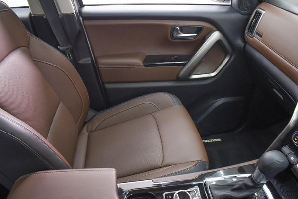2024-Mahindra-Scorpio-N-22D-Auto-Z8 image:10