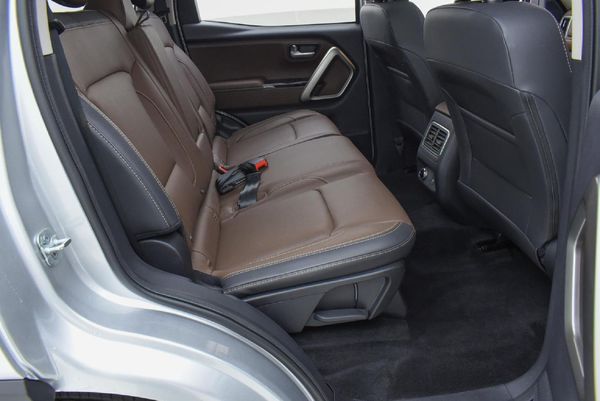 2024-Mahindra-Scorpio-N-22D-Auto-Z8 image:11