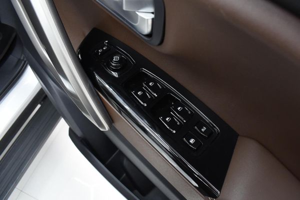 2024-Mahindra-Scorpio-N-22D-Auto-Z8 image:21