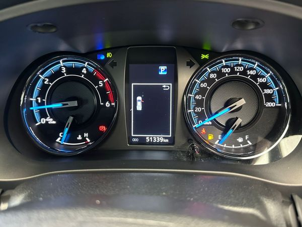2024-Toyota-Hilux-28-GD-6-Raised-Body-Legend-Auto-Double-Cab image:14