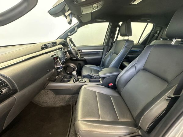 2024-Toyota-Hilux-28-GD-6-Raised-Body-Legend-Auto-Double-Cab image:22
