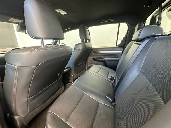2024-Toyota-Hilux-28-GD-6-Raised-Body-Legend-Auto-Double-Cab image:24