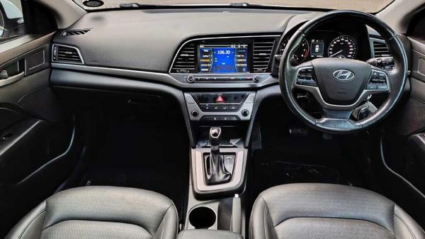 2018-Hyundai-Elantra-16-Executive-Auto image:8