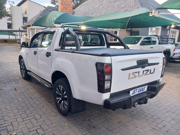 2019-Isuzu-KB-250-D-Teq-HO-X-Rider-Double-Cab image:9