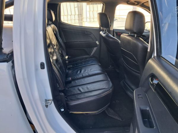 2019-Isuzu-KB-250-D-Teq-HO-X-Rider-Double-Cab image:5