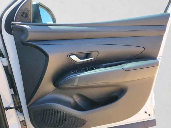 2026-Hyundai-Tucson-20-Premium-Auto image:11