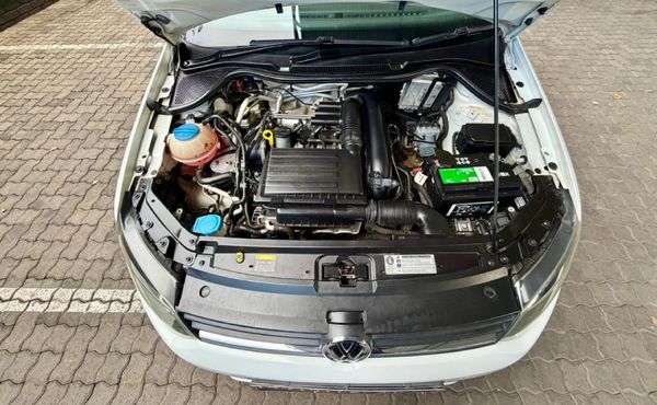 2017-Volkswagen-Polo-GP-12-TSI-Comfortline-66kW image:9