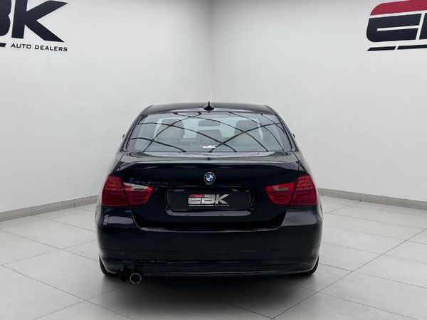 2009-BMW-3-Series-323i-Innovation-Auto image:4