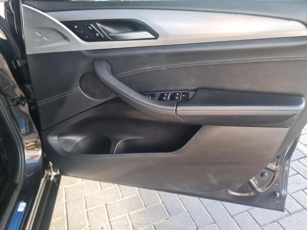 2021-BMW-X4-xDrive20d-M-Sport image:8