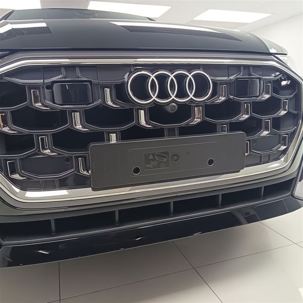 2026-Audi-Q8-45-TDI-quattro-Auto-Platinum-Edition image:2