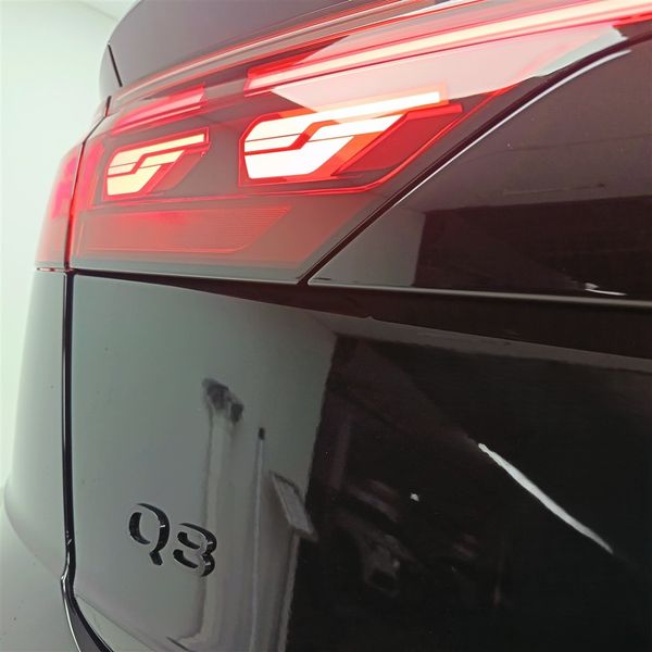 2026-Audi-Q8-45-TDI-quattro-Auto-Platinum-Edition image:7