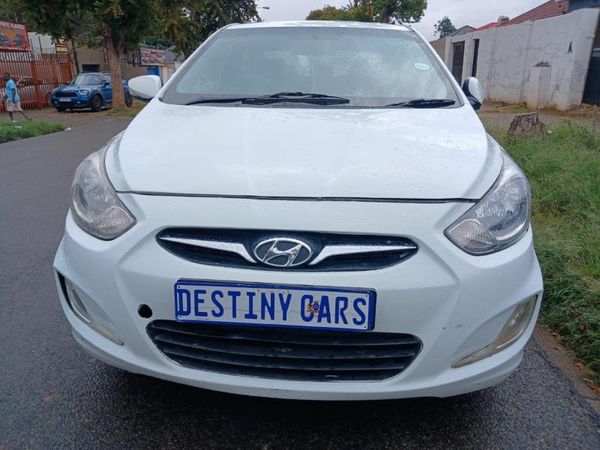 2013-Hyundai-Accent-16-GLS-Fluid-Auto image:2
