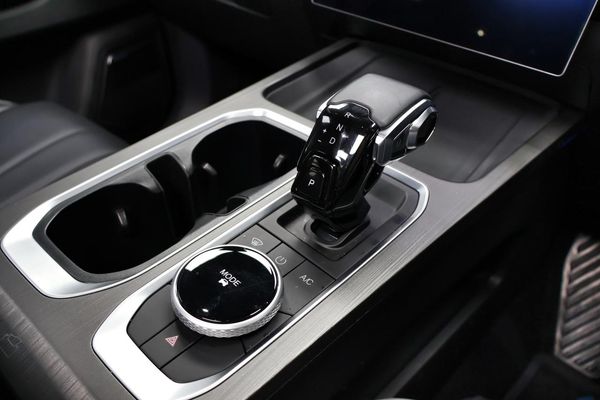 2024-Jaecoo-J7-16T-Inferno-AWD image:12
