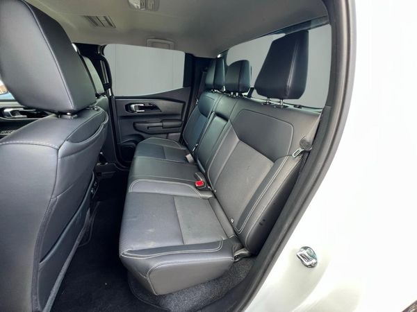 2026-Mitsubishi-Triton-24-Di-DC-GLS-4x4-Double-Cab-Auto image:12