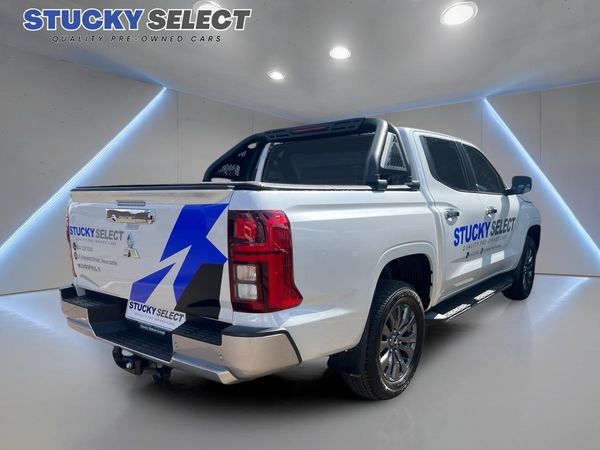 2026-Mitsubishi-Triton-24-Di-DC-GLS-4x4-Double-Cab-Auto image:4
