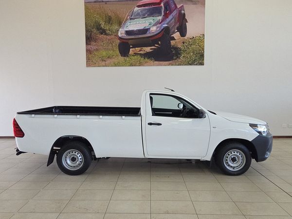 2025-Toyota-Hilux-Toyota-Hilux-Single-Cab-SC-20-VVTi-S-AC-5MT image:1