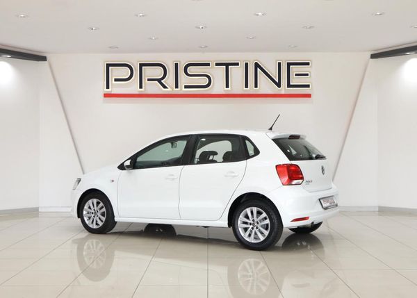 2024-Volkswagen-Polo-Vivo-14-Comfortline-5-dr image:3