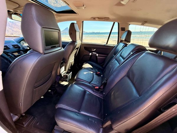 2013-Volvo-XC90-D5-Auto-AWD image:7