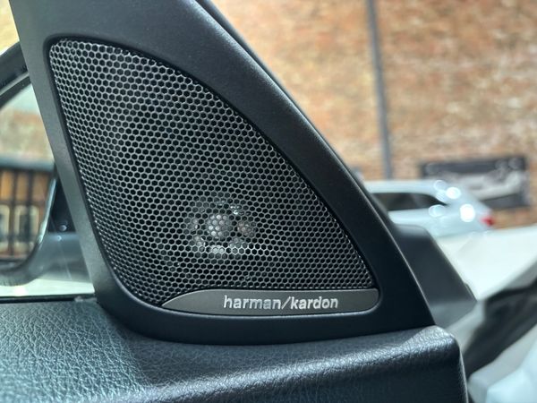 2018-BMW-2-Series-M240i-Coupe-Auto image:13