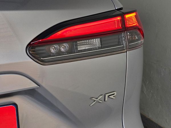 2024-Toyota-Corolla-Cross-18-XR image:17