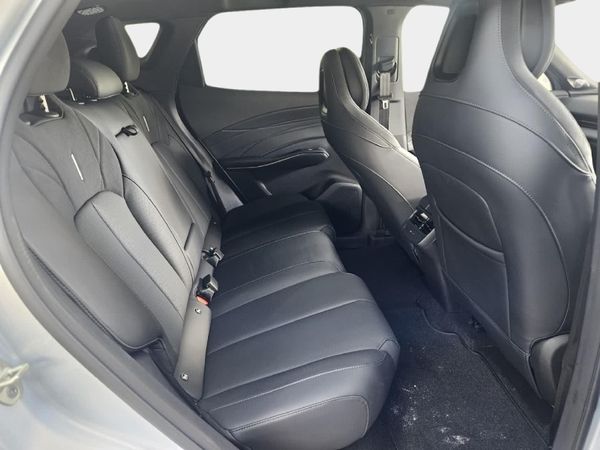 2026-Omoda-C7-15T-SHS-DHT-Phev image:9