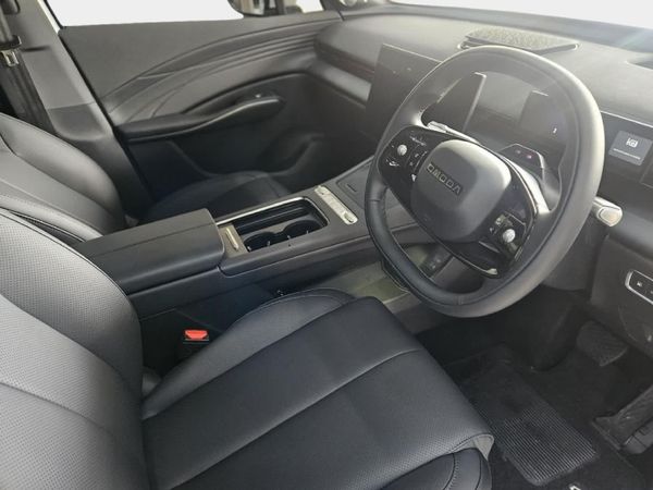 2026-Omoda-C7-15T-SHS-DHT-Phev image:7
