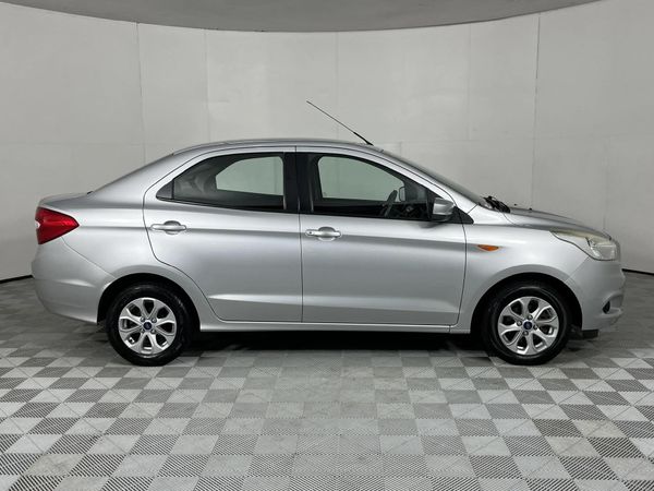 2016-Ford-Figo-15-Titanium-Auto image:14