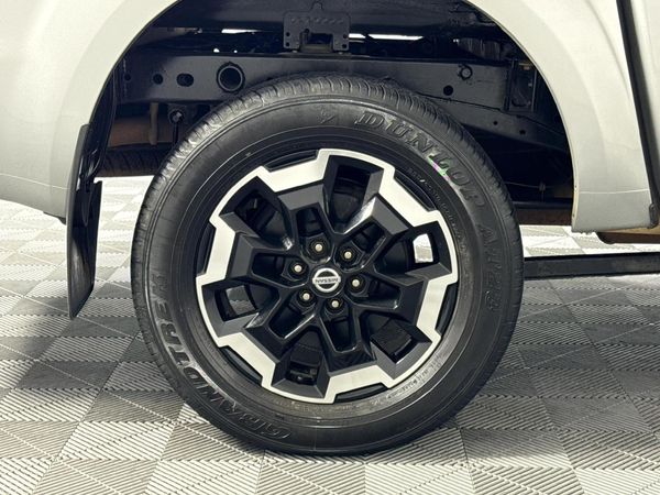 2022-Nissan-Navara-25-DDTi-LE-Plus-4X4-Auto-Double-Cab image:7