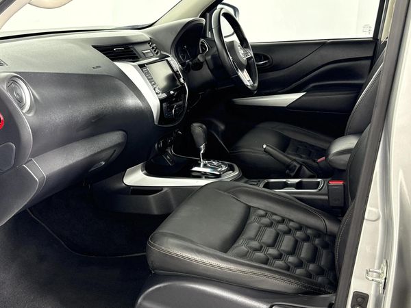 2022-Nissan-Navara-25-DDTi-LE-Plus-4X4-Auto-Double-Cab image:8