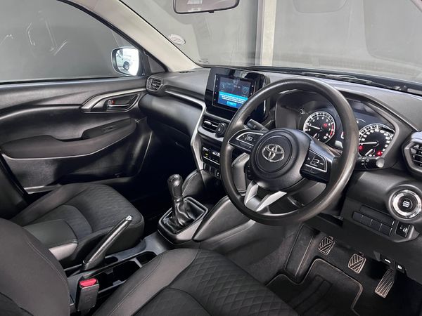 2023-Toyota-Urban-Cruiser-15-XR image:9
