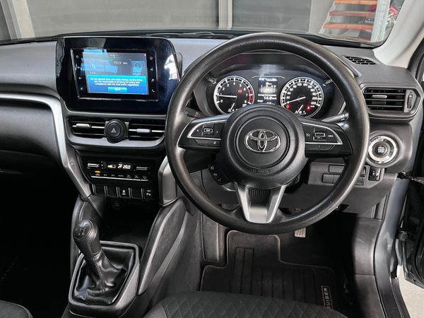 2023-Toyota-Urban-Cruiser-15-XR image:11