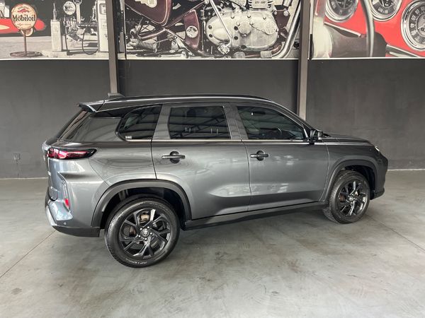 2023-Toyota-Urban-Cruiser-15-XR image:5
