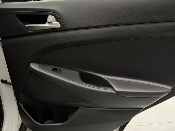 2021-Hyundai-Tucson-20-Premium-Auto image:15
